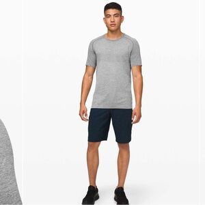 lululemon athletica Gray Short Sleeve Tee